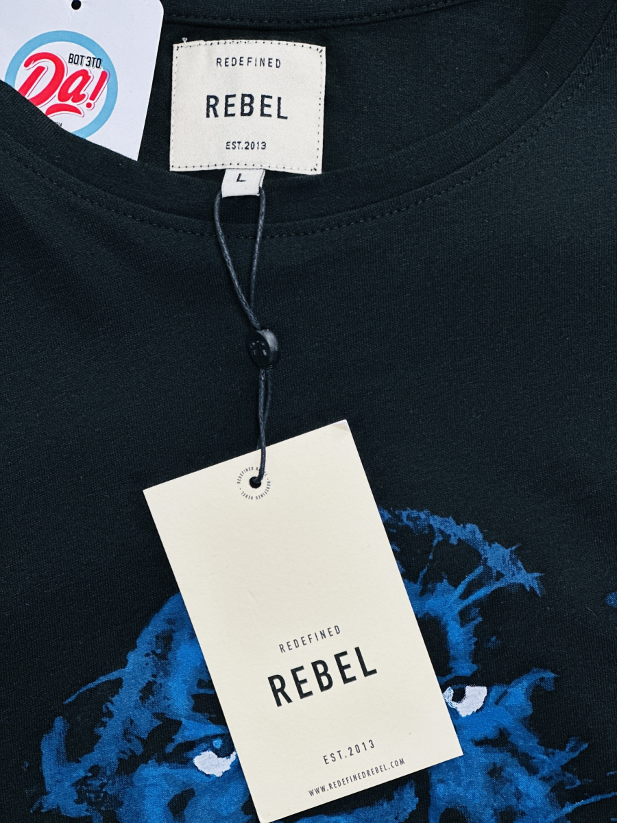 Футболка Rebel