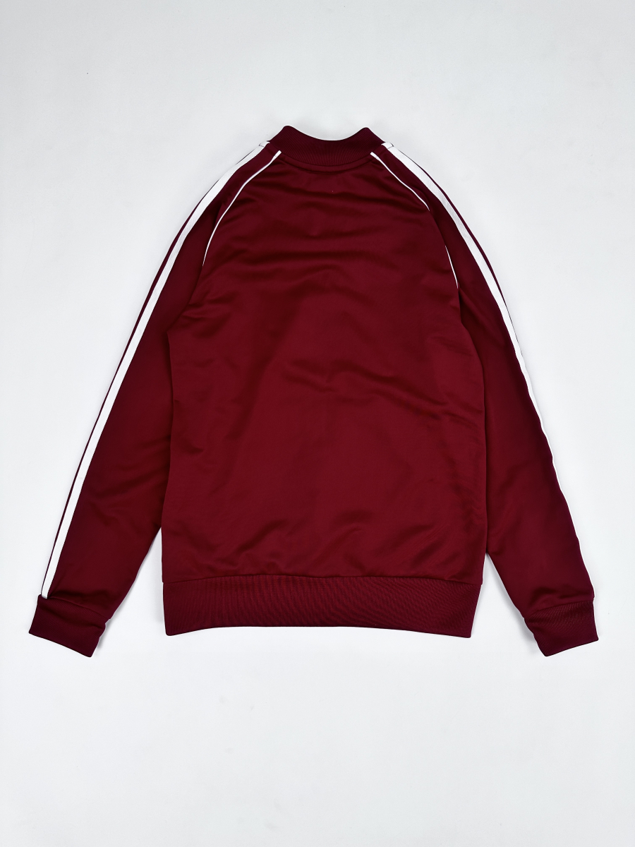 Спортивная одежда Adidas