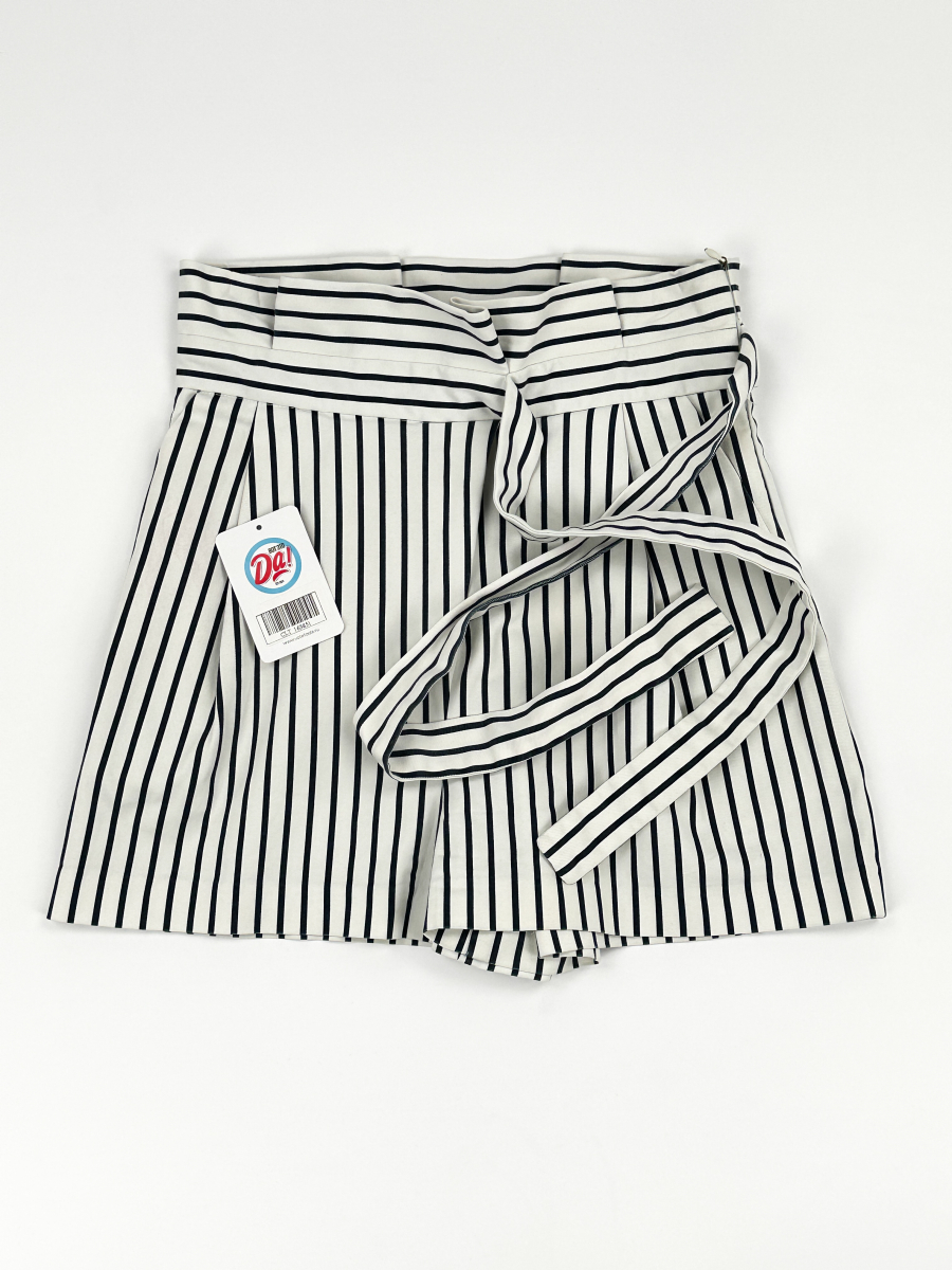 Шорты Zara