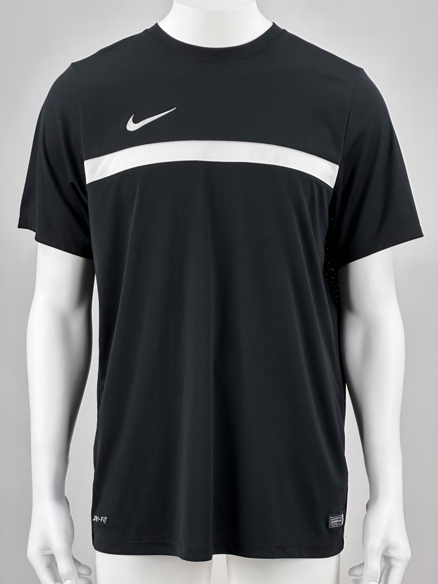 Футболка NIKE