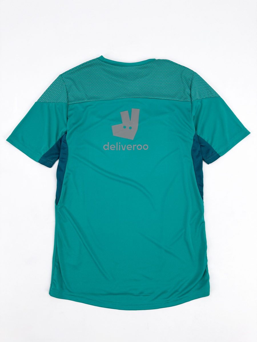 Спортивная одежда deliveroo
